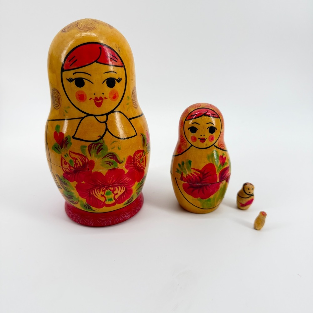 Vintage Russian Nesting Dolls 4 Piece Set Matryoshka 6" Tall